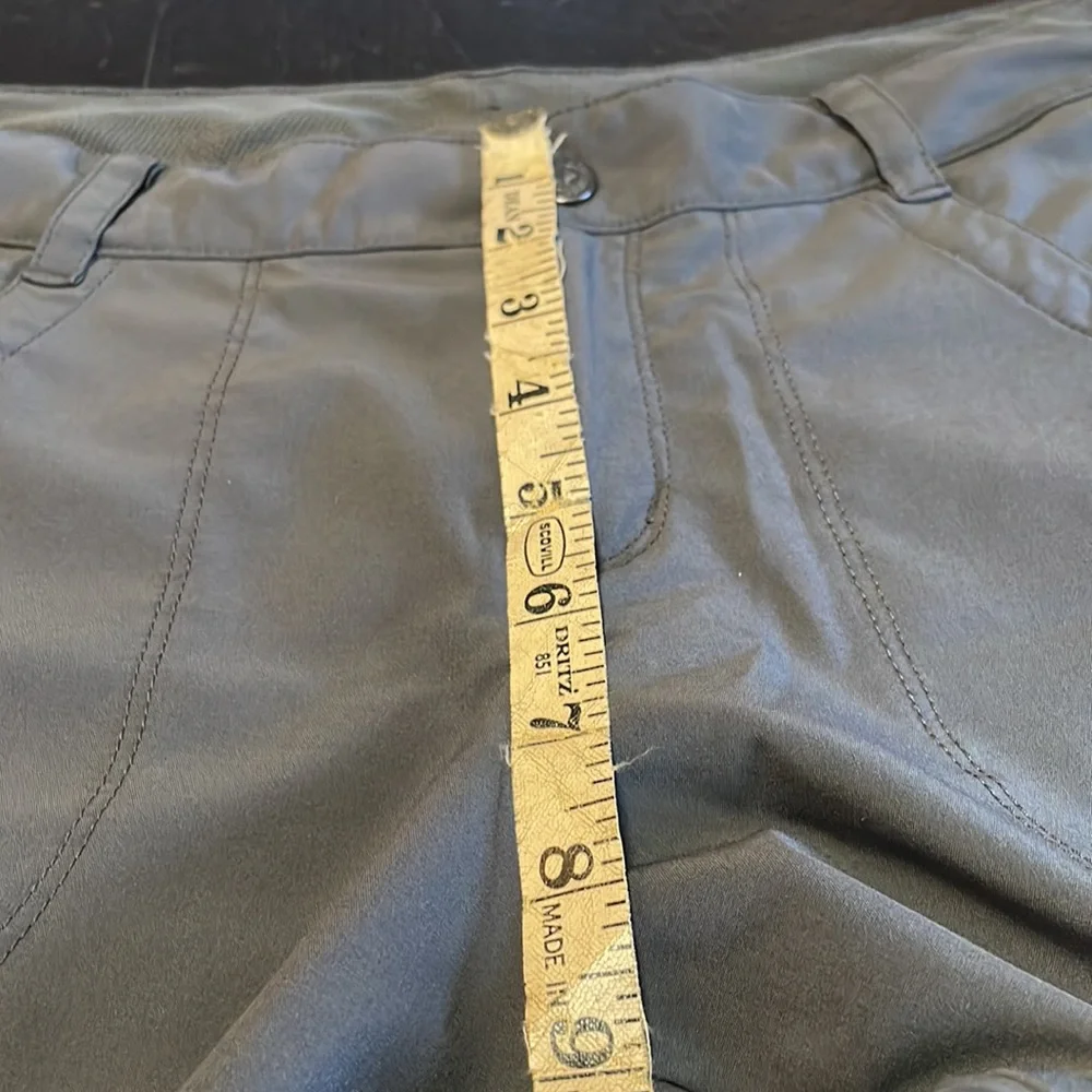 Patagonia Gray Cropped Athletic Hiking Pants Size 10.